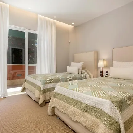 Seafront Luxury 