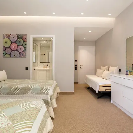 Apartment Seafront Luxury 