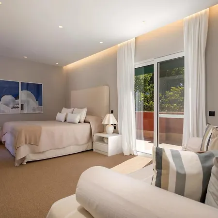 アパート Seafront Luxury 