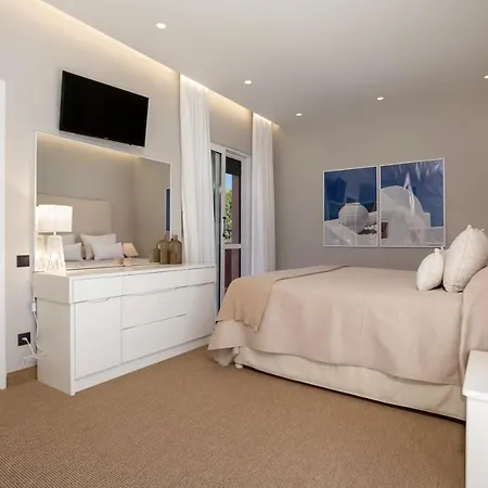 Seafront Luxury 