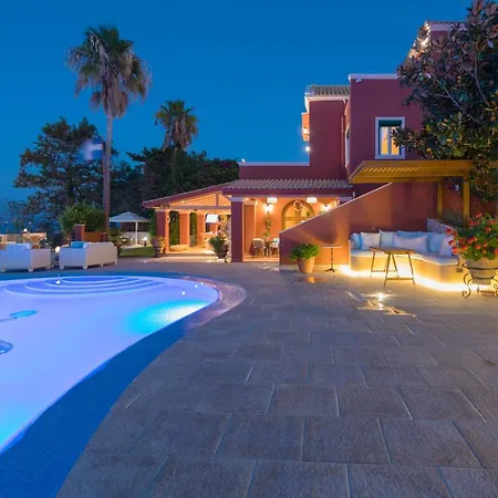Seafront Luxury 